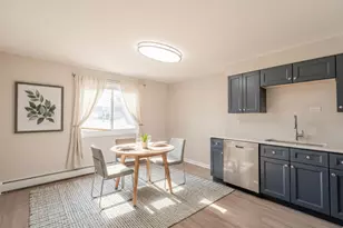 11107 S 84th Ave, Palos Hills, IL 60465 - Photo 5