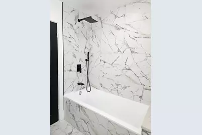 5402 N Mobile Avenue, Chicago, IL 60630 - Photo 25