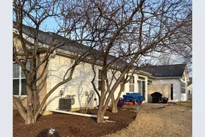 16300 Crescent Lake Drive, Crest Hill, IL 60403 - Photo 3