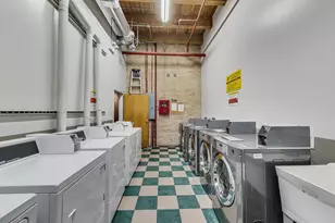 1733 W Irving Park Rd, Chicago, IL 60613 - Photo 19