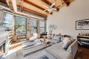 1733 W Irving Park Rd, Chicago, IL 60613 - Photo 5