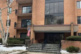 709 79th St, Darien, IL 60561 - Photo 1