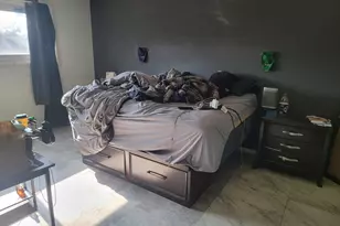 17W747 Standish Ln, Villa Park, IL 60181 - Photo 5