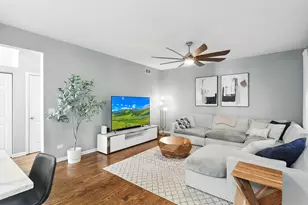 1303 Bridgehampton Dr, Plainfield, IL 60586 - Photo 9