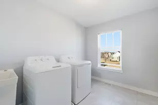 20913 Lakewoods Ln, Shorewood, IL 60404 - Photo 15