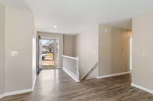 4025 Peartree Dr, Lake in the Hills, IL 60156 - Photo 7