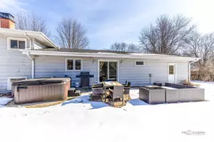 705 S Dymond Rd, Libertyville, IL 60048 - Photo 17