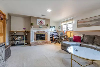 705 S Dymond Road, Libertyville, IL 60048 - Photo 13