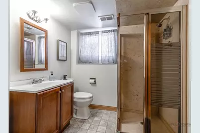 705 S Dymond Road, Libertyville, IL 60048 - Photo 15