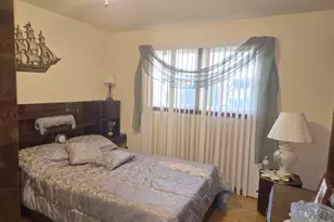 8103 Gladys Ln, Palos Hills, IL 60465 - Photo 19