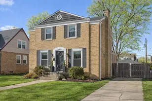 1426 Bristol Ave, Westchester, IL 60154 - Photo 1