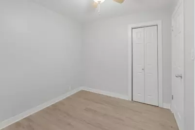 22339 Strassburg Avenue, Sauk Village, IL 60411 - Photo 15