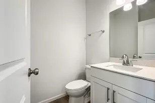 245 Regency Ct, Wauconda, IL 60084 - Photo 7