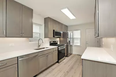 4533 N Keystone Avenue, Chicago, IL 60630 - Photo 5