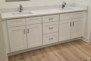 4533 N Keystone Ave, Chicago, IL 60630 - Photo 17