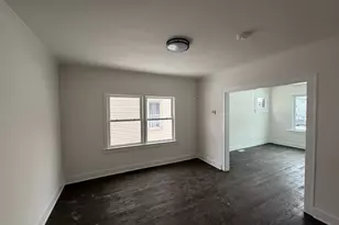 12416 S Carpenter St, Calumet Park, IL 60827 - Photo 7