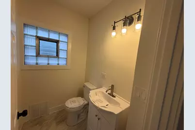 12416 S Carpenter Street, Calumet Park, IL 60827 - Photo 5