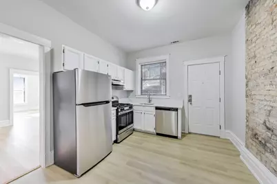 2114 W Byron Street #1, Chicago, IL 60618 - Photo 13