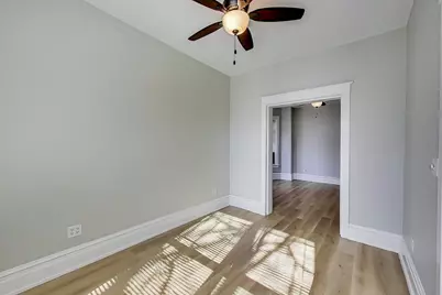 2114 W Byron Street #1, Chicago, IL 60618 - Photo 11