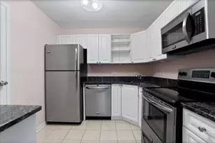 3550 N Lake Shore Dr, Chicago, IL 60657 - Photo 5