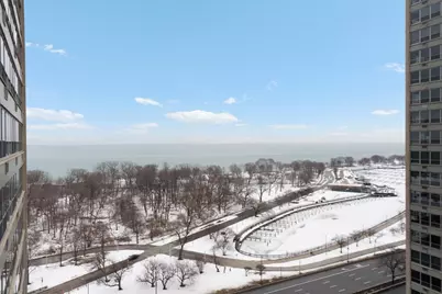 3550 N Lake Shore Drive #1819, Chicago, IL 60657 - Photo 9