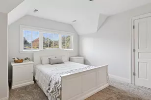 203 S Columbia St, Naperville, IL 60540 - Photo 37