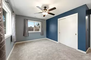 925 Lindenwood Dr, Aurora, IL 60506 - Photo 17