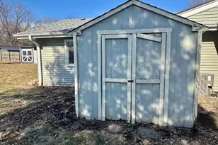 925 Lindenwood Dr, Aurora, IL 60506 - Photo 25