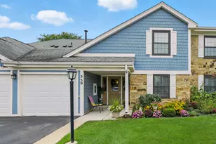 550 Greystone Ln, Wheeling, IL 60090 - Photo 1