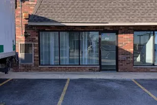 8306 S 88th Ave, Justice, IL 60458 - Photo 1