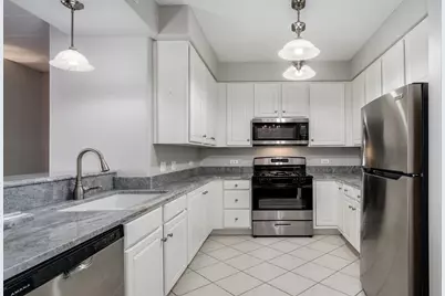 1731 Pavilion Way #405, Park Ridge, IL 60068 - Photo 7