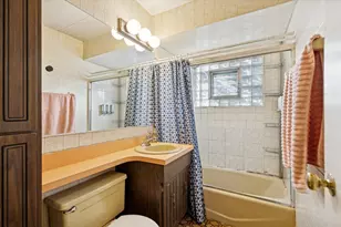 360 N Lincoln Ave, Villa Park, IL 60181 - Photo 7