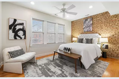 3335 W Byron Street #2, Chicago, IL 60618 - Photo 11