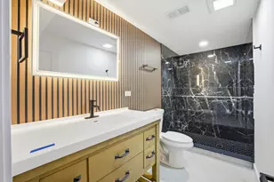 48 Starling Ln, Naperville, IL 60565 - Photo 11