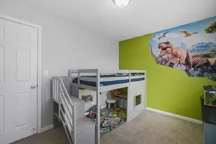 766 Michigan Ave, South Elgin, IL 60177 - Photo 13