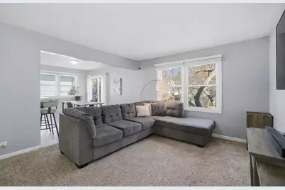 766 Michigan Avenue, South Elgin, IL 60177 - Photo 9