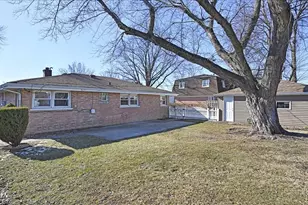7132 W 84th Pl, Burbank, IL 60459 - Photo 23