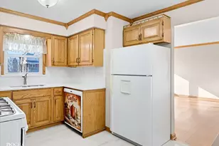 7132 W 84th Pl, Burbank, IL 60459 - Photo 7