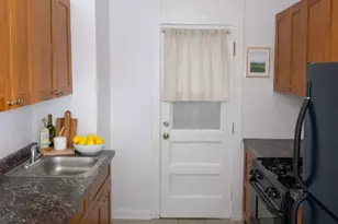 6855 S Crandon Ave, Chicago, IL 60649 - Photo 5