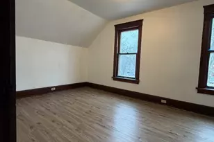 1121 Fairview Ave, Rockford, IL 61101 - Photo 3