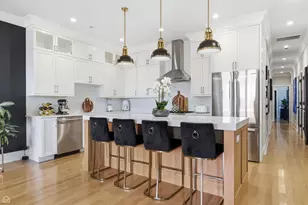 2913 W Belmont Ave, Chicago, IL 60618 - Photo 11