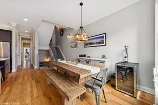 210 N Halsted St, Chicago, IL 60661 - Photo 3