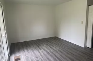 108 S 3rd Ave, Mendota, IL 61342 - Photo 7