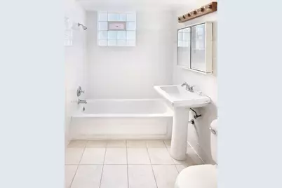 1539 W 71st Street #2, Chicago, IL 60636 - Photo 7