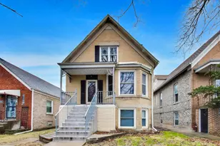 5150 W Carmen Ave, Chicago, IL 60630 - Photo 1