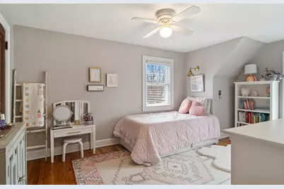 131 Walton Street, Barrington, IL 60010 - Photo 17