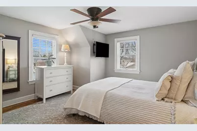 131 Walton Street, Barrington, IL 60010 - Photo 15