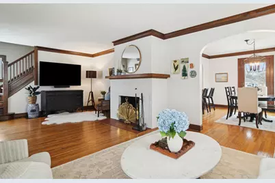 131 Walton Street, Barrington, IL 60010 - Photo 5