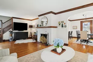 131 Walton St, Barrington, IL 60010 - Photo 5