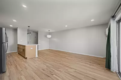 2411 N Kennicott Drive #2B, Arlington Heights, IL 60004 - Photo 3